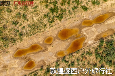 想请一个会讲历史的徒步导游,大概多少钱一天?