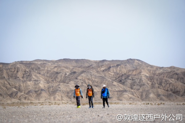 敦煌徒步期间万一遇到沙尘暴怎么办？
