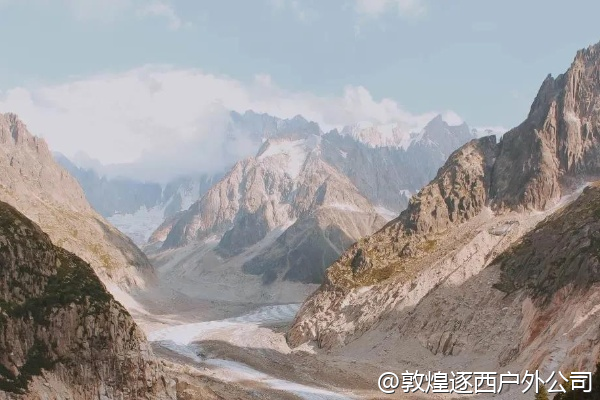 徒步时怎么防止晒伤?