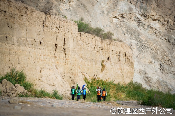 「最新口碑」敦煌地接社前8强，企业团建戈壁不踩坑
